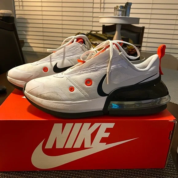 Womens Nike air max up shoes - Picture 2 of 2